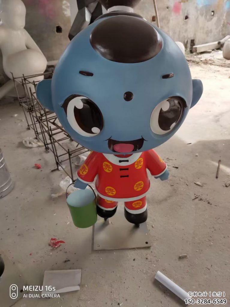 創意娃娃雕塑 步行街店門口雕塑 卡通小品