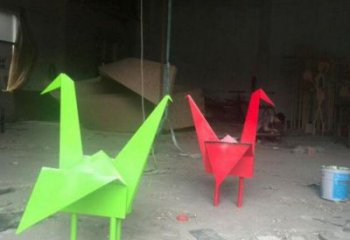 廣場(chǎng)千紙鶴雕塑 抽象折紙風(fēng)格 烤漆鶴鳥(niǎo)雕塑