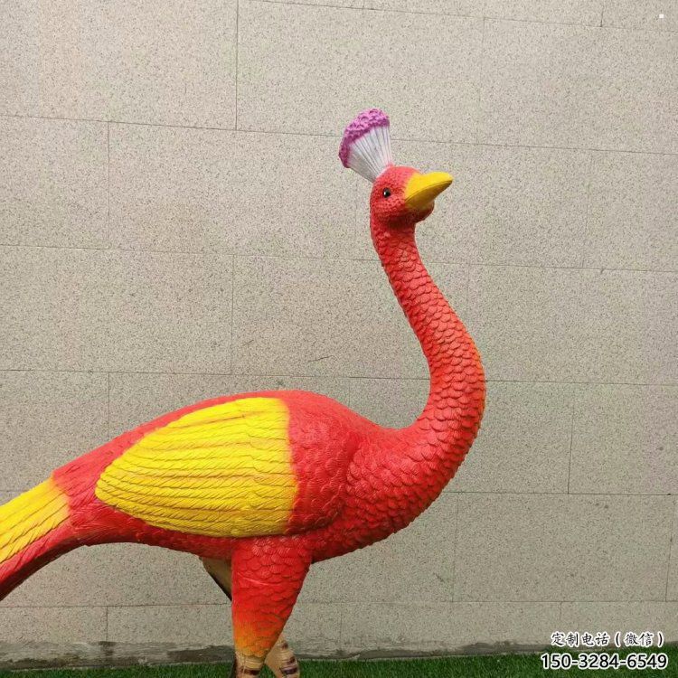 彩繪孔雀雕塑預定，小區擺件，仿真孔雀雕塑廠家精品?