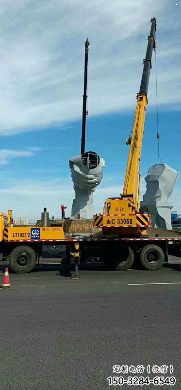 握手雕塑優選，小區擺件，不銹鋼握手雕塑生產商