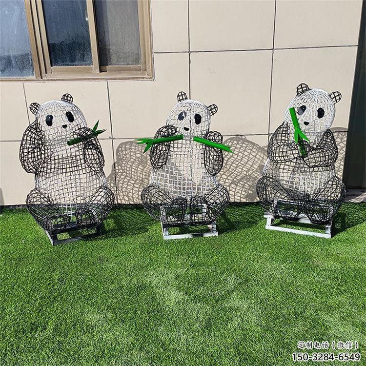 室外熊貓雕塑展品，公園小品，鏤空熊貓雕塑廠家供需