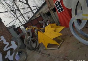 楓葉雕塑制作，園林裝飾，建筑烤漆楓葉雕塑廠家