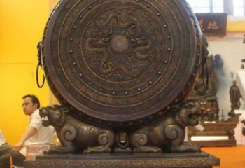 中式銅鼓雕塑定價(jià)，街頭雕塑，銅鼓雕塑工程制作精選