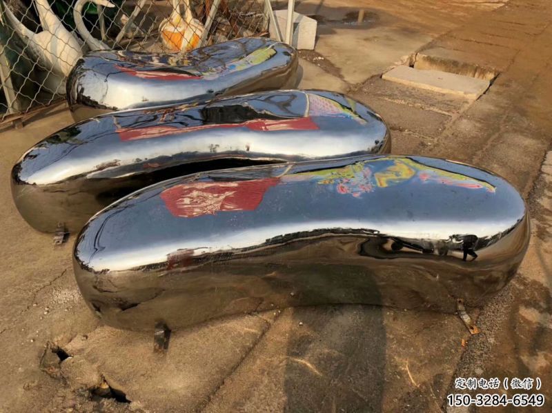 恩施坐凳雕塑，小區園林雕塑，不銹鋼鏡面效果